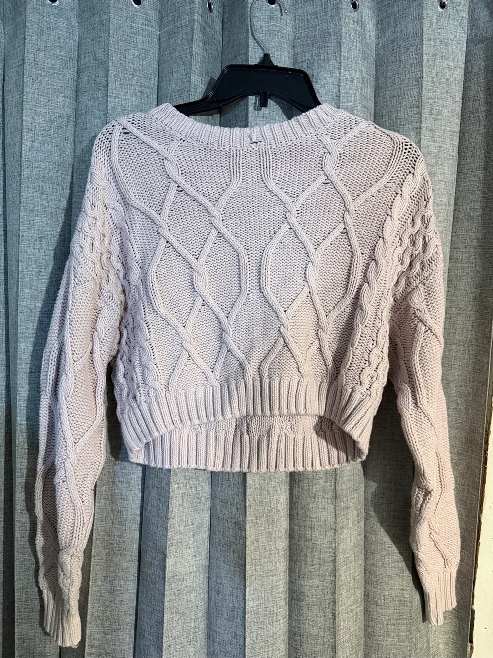Aeropostale Cropped Cable Knit Crewneck Sweater - Light pink